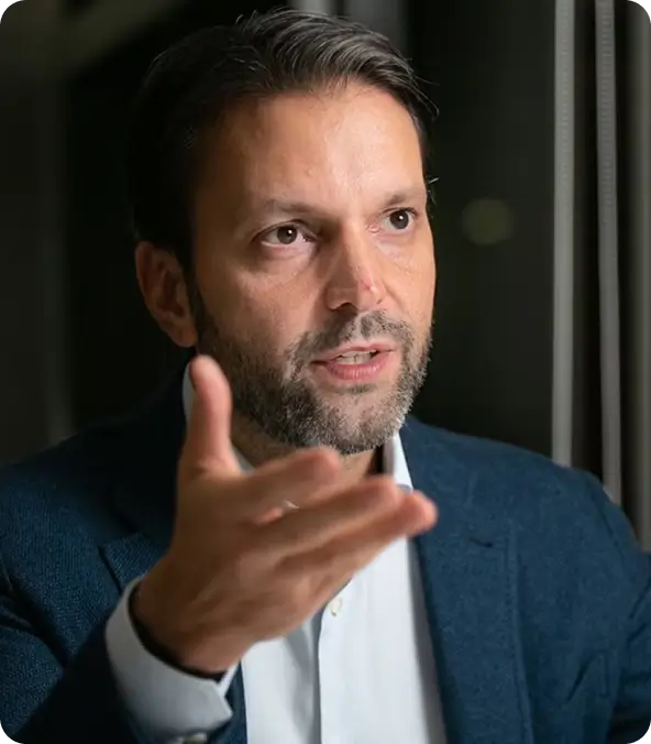 Alexandre Baldy - Executivo de destaque no setor de mobilidade elétrica, liderando a expansão da BYD no Brasil.